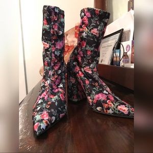 Steve Madden Lombard Pu Sock Boots Sz 7
